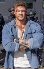 Runner Alan Ritchson Shacket